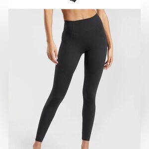 Whitney Simmons x Gymshark “Whitney everyday pocket leggings” black
